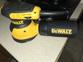 Dewalt Orbital Sander ( Open Box ) New Tool