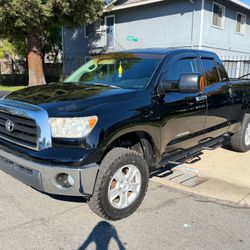 2007 Toyota Tundra 5.7L V8 2WD Double Cab
