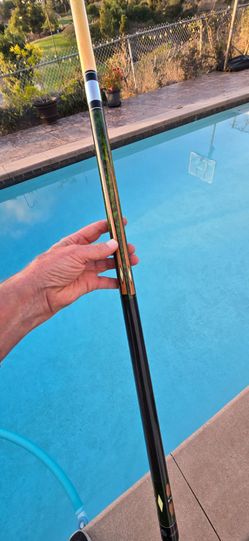 Imperial 20 oz pool cue with hard case