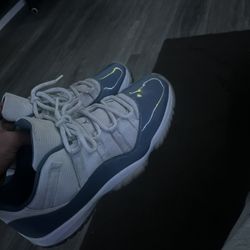 Jordan 11 Diffused Blue 