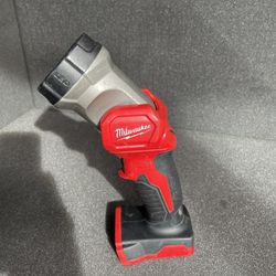 Milwaukee 2735-20 m18 work light 
