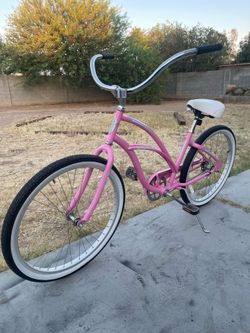 Women’s Electra Beach Cruiser Bike (26’)