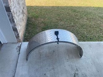 Trailer fender driver side