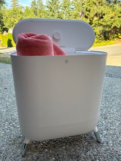 Sharper Image Towel warmer