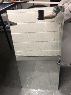 2 Mirrors