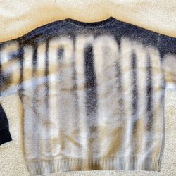 Supreme Sweater 