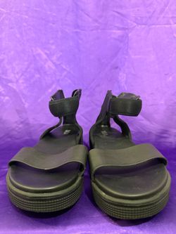 Black Open Toe Platflorm