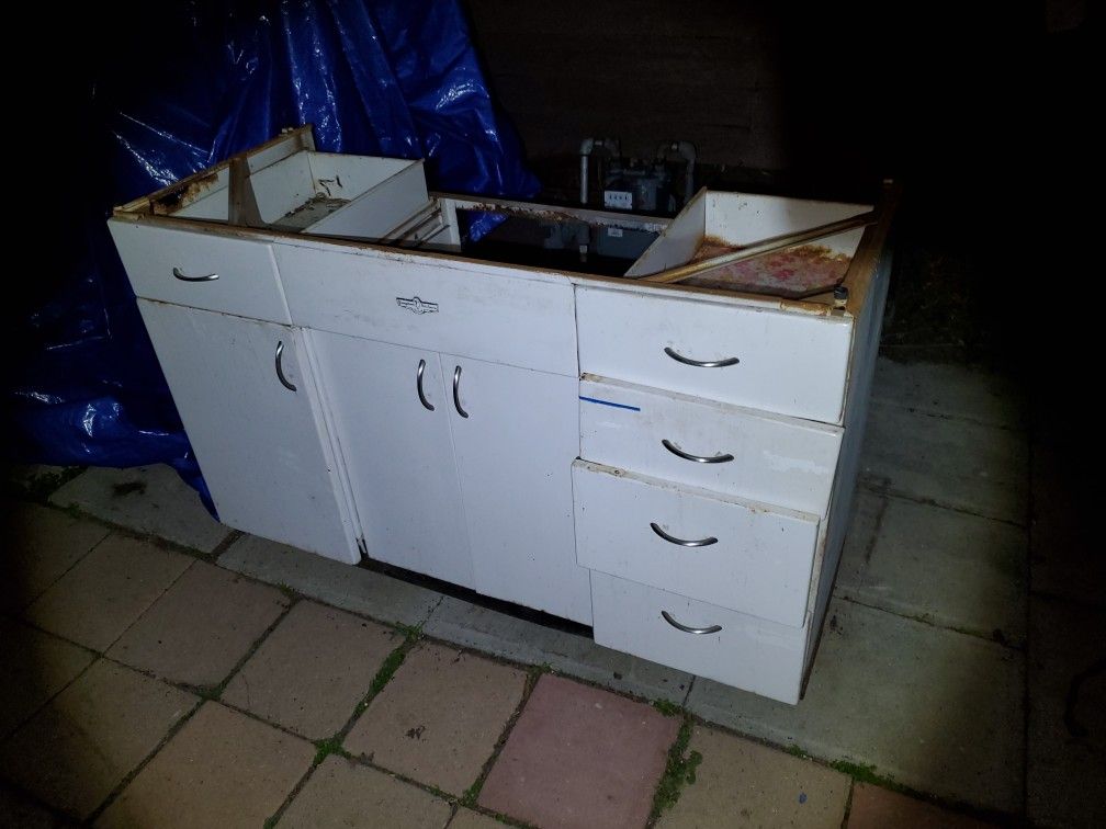 Vintage Youngstown Kitchen Cabinets By Mullins