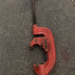2” To 4” PIPE CUTTER 