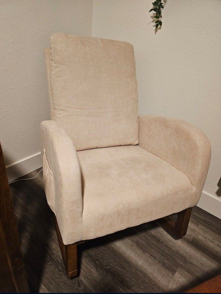 Rocking Chair, Great Condition
