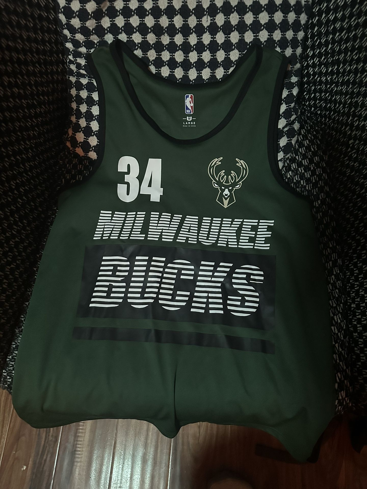 Large Giannis Antetokounmpo Jersey
