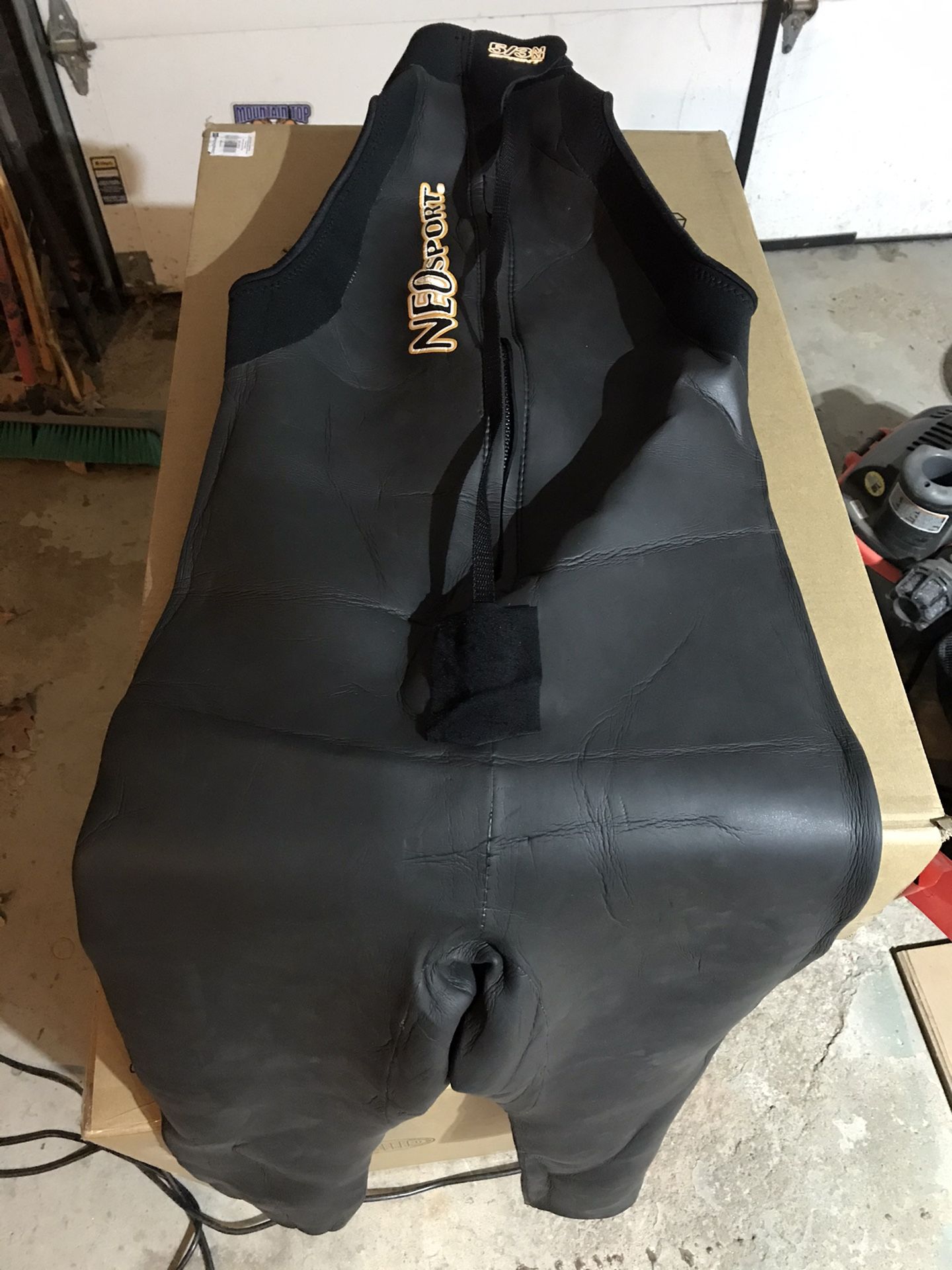 Wet Suit