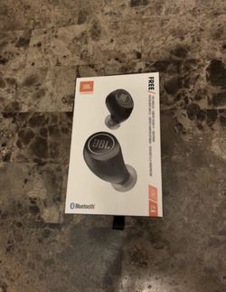 Earphones