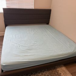 King Size Bed With Mattress 