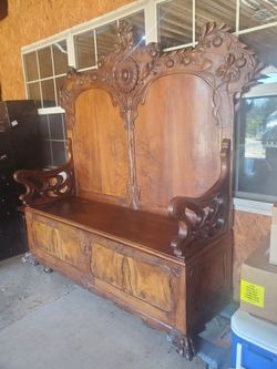  Antique Bench (Must Have)
