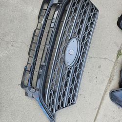 Ford Explorer grille oem