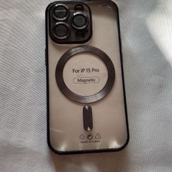 iPhone 15 Pro Magnetic Case