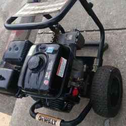 DEWALT 4400 PSI PRESSURE WASHER . 💯%  