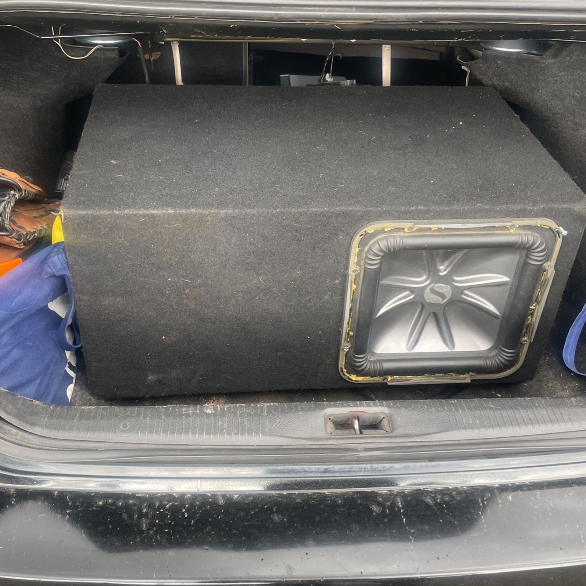 L7 12 with the box 