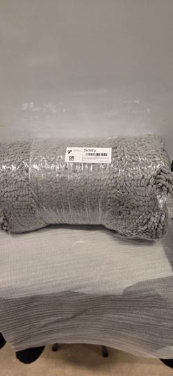 Smiry Gray Chenille Bath Mat