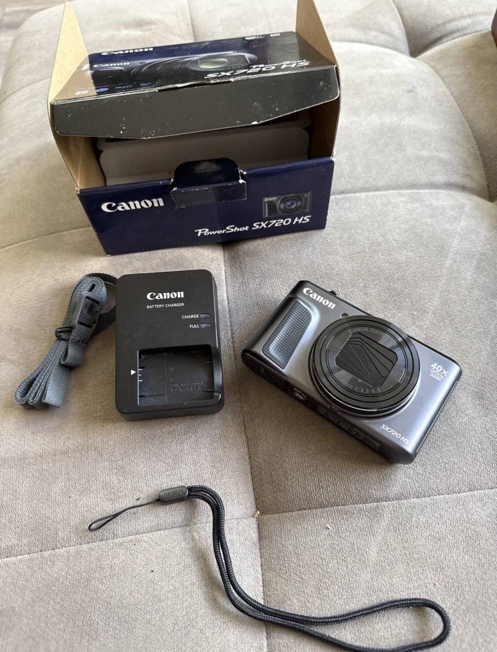 Canon PowerShot SX740 HS 20.3MP Point & Shoot Camera - Black