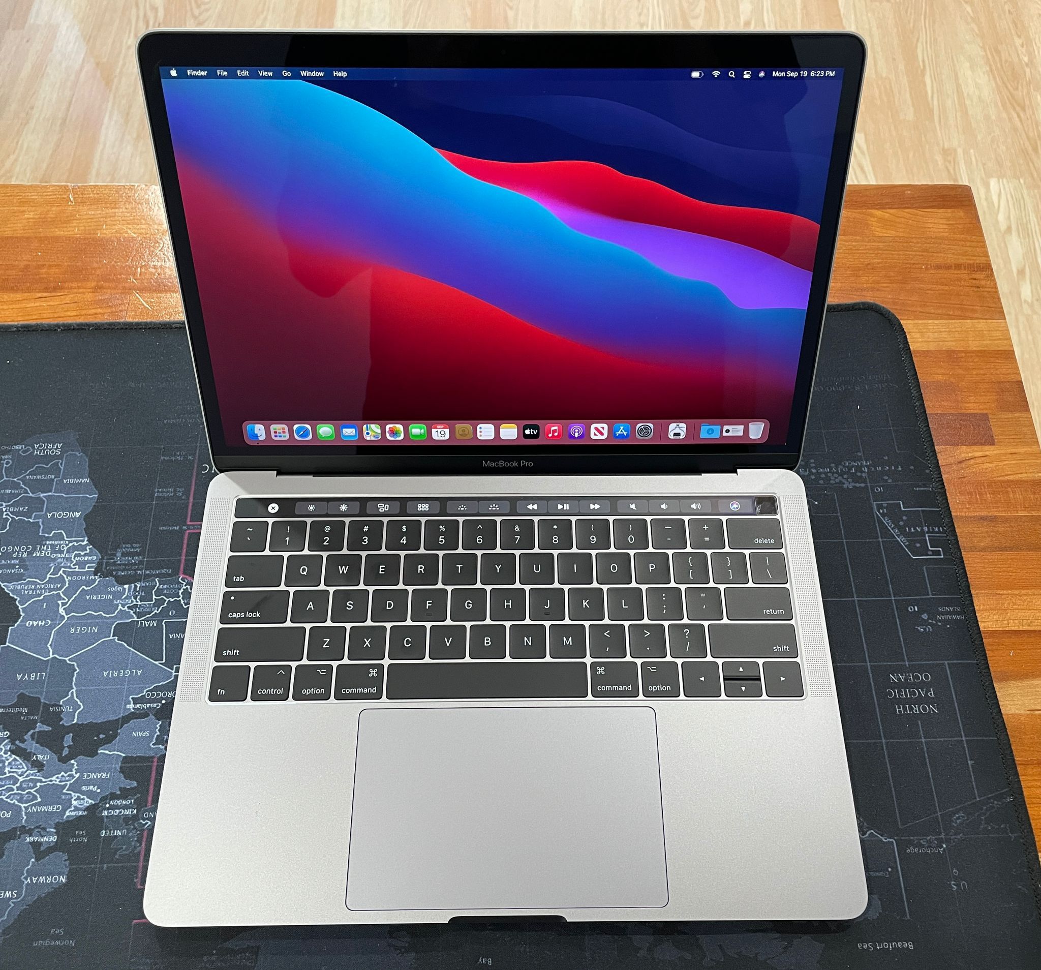 Laptop Macbook Pro 16gb 2017 2017 13in MacBook Pro 16GB RAM 512GB SSD