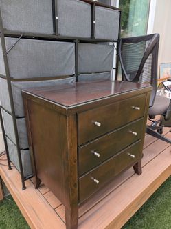 Dark Wood 3-Drawer Dresser Nightstand