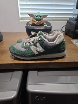 New Balance  574