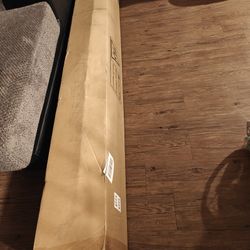 NEW in Box 12 In Hybrid King Mattress 