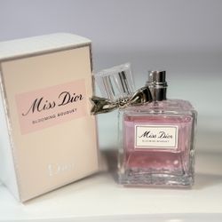 Miss Dior Blooming bouquet 