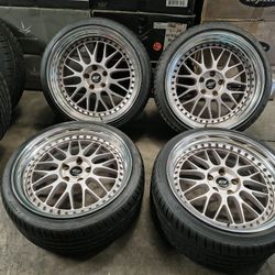19x9 And 19x10 Work  VS-xx 5x114.3 Check My Pictures For Info 