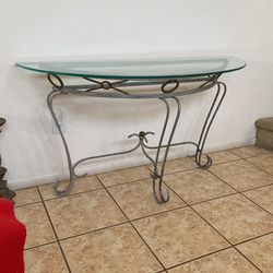 Vintage Iron Solid Enter Table