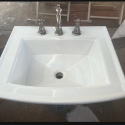 Sink Kohler  23” X 20” Top Mount