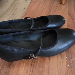 Women Flats