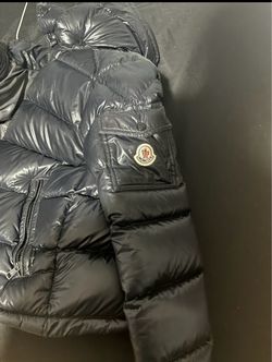 Moncler maya size 1 ( small)