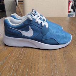 Nike kaishi