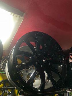 26 Inch Performance Replicas