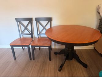 Wooden circle dining room table