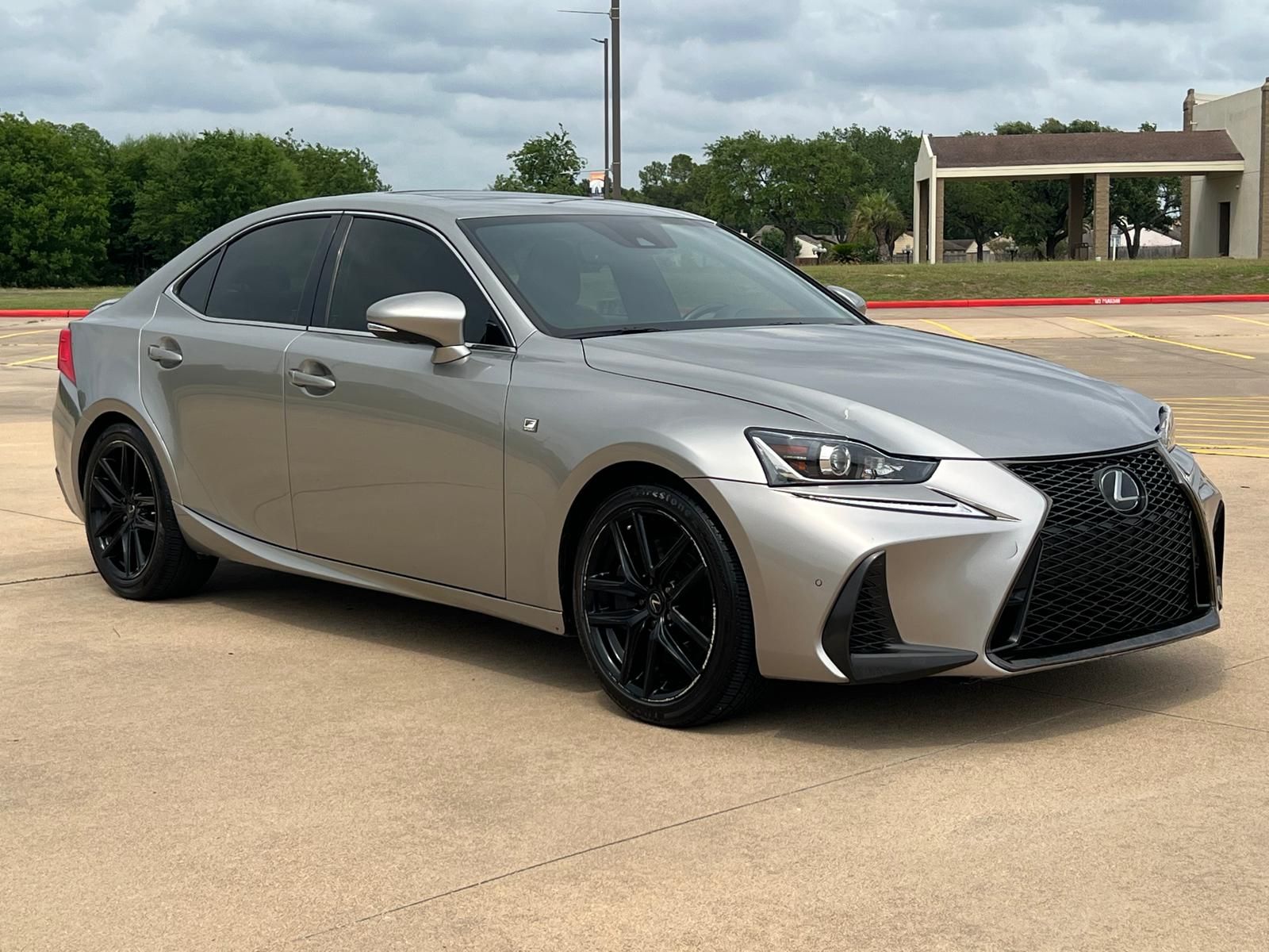 2020 Lexus IS