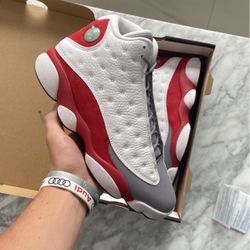 Jordan 13 gray toe size 9 ds 