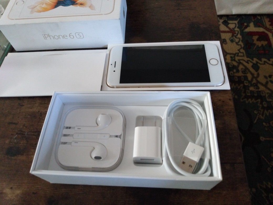 iPhone 6s With Apple Watch3