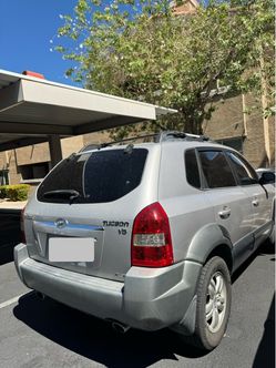 Hyundai Tucson V6 4WD SUV