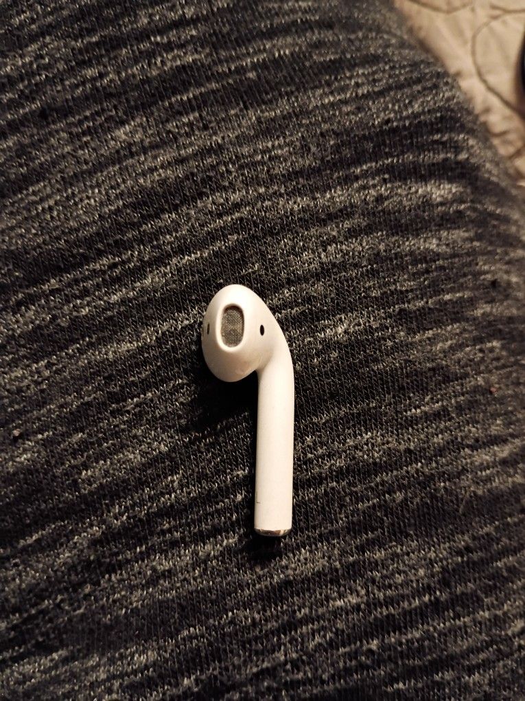 Apple Airpod 2nd Generation Left Side Only