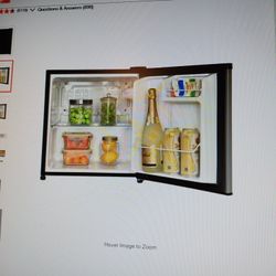 Magic Chef 1.7 Cu. Ft. Mini Fridge, Black, Open Box