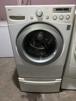 LG washing machine //Lavadora LG