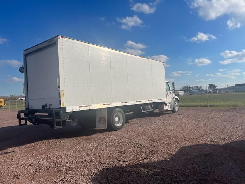 Freightliner truck 2005