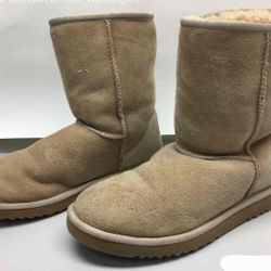 UGG Australia Women's Beige Suede Classic Winter Boots Size W7