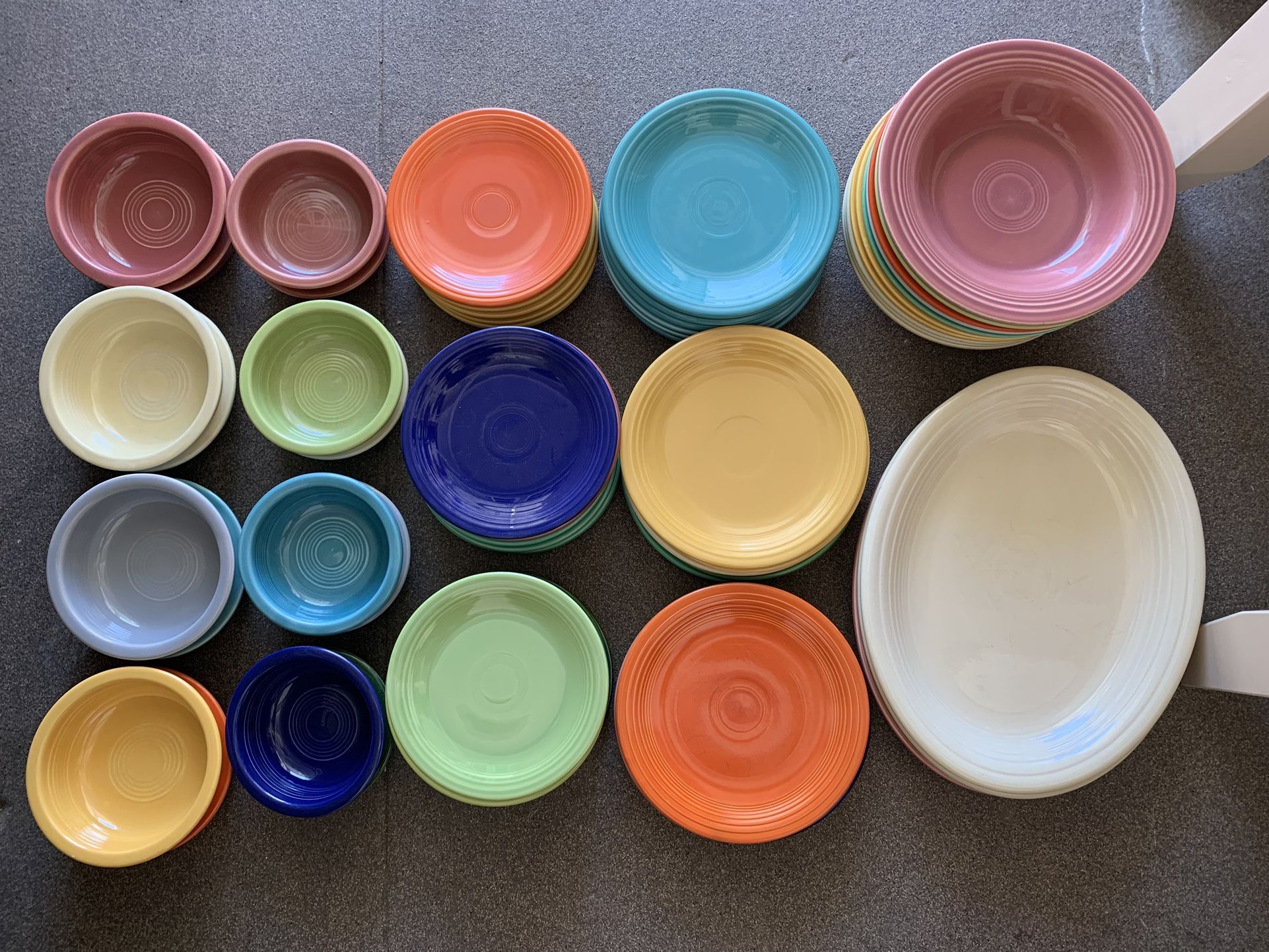 100+ Piece Set Assorted Fiestaware Homer Laughlin China HLC Fiesta USA - $300