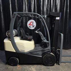 Crown C5 1000-50 Sit-Down LP Gas Forklift – 5,000 LB Capacity