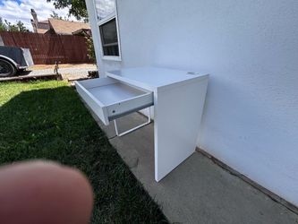 Computer tables All 3